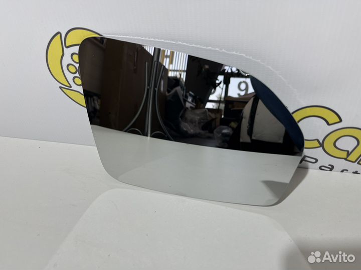 Зеркало правое зеркальный элемент livan X3 pro