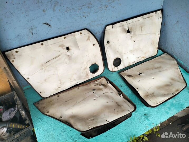 Комплект дверных карт ваз 2110