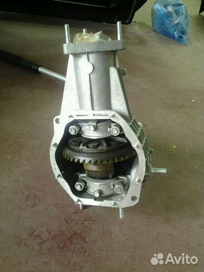 Редуктор переднего моста мост