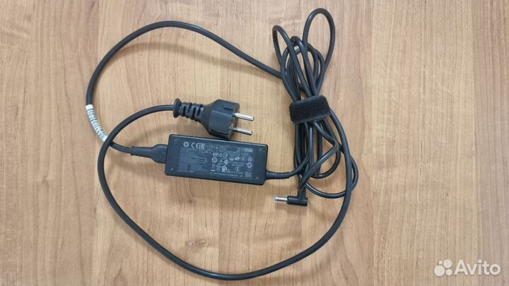 Блок питания для ноутбука HP (оригинал) 4.5x3.0мм