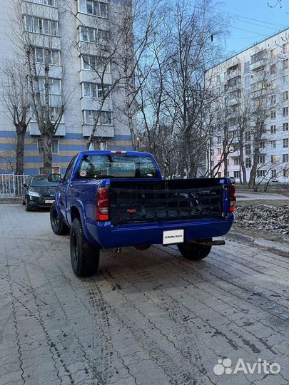 Chevrolet Silverado 4.3 МТ, 2004, 300 000 км