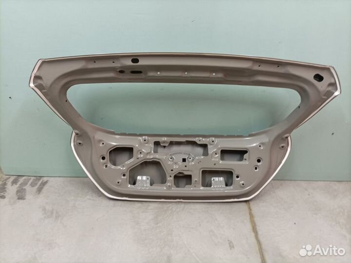 Дверь багажника Hyundai Solaris 1 2011-2017