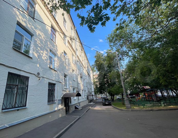 Комната 14,5 м² в 4-к., 1/5 эт.