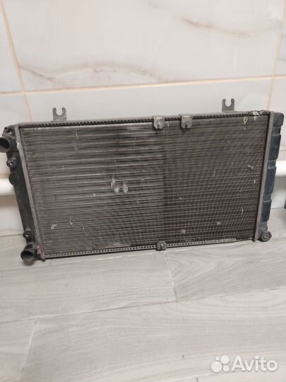Радиатор охлаждения калина 1
