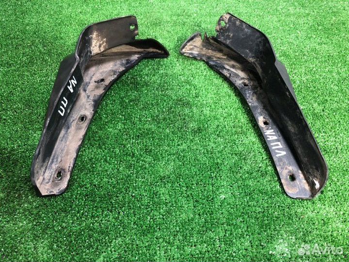 Брызговик передний Nissan Almera N16 1.5 QG15 2005