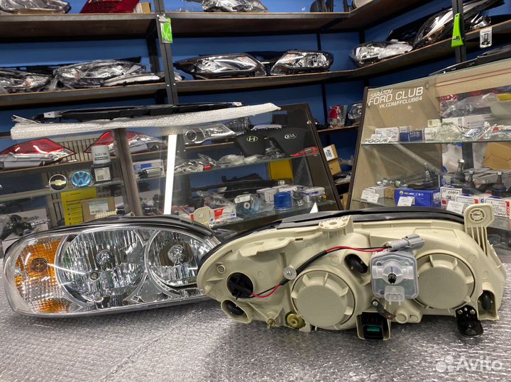 Фары KIA Spectra новые c электрокорректором