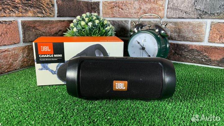 Портативная беспроводная Bluetooth колонка