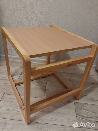 Столик детский,дерево,дсп