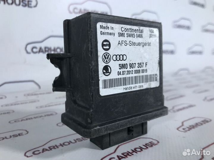 Блок управления освещением Volkswagen Passat B7