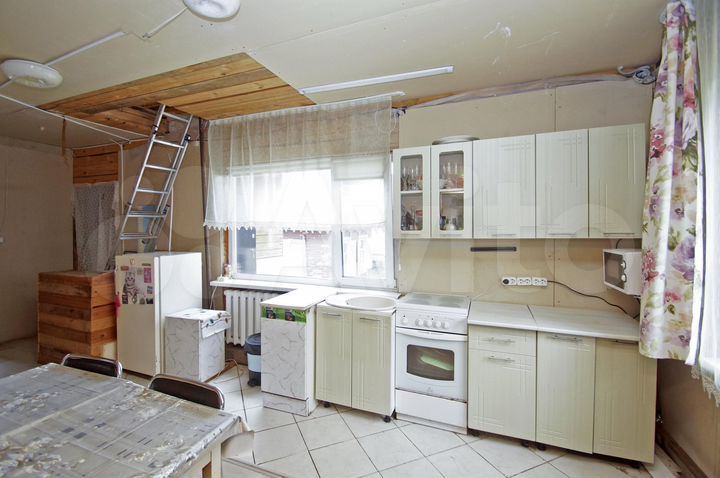 Дом 111 м² на участке 5 сот.