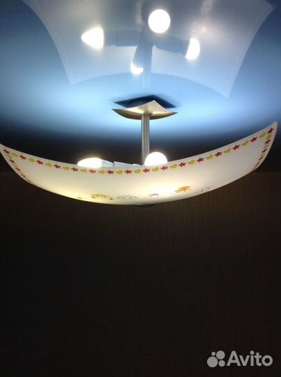 Потолочный светильник