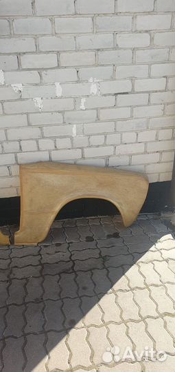 Пластиковые крылья Ваз 2101