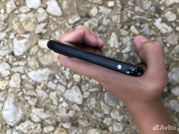 Телефон iPhone 7plus