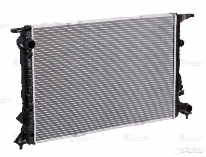 Радиатор охлаждения (Audi) luzar LRc1804