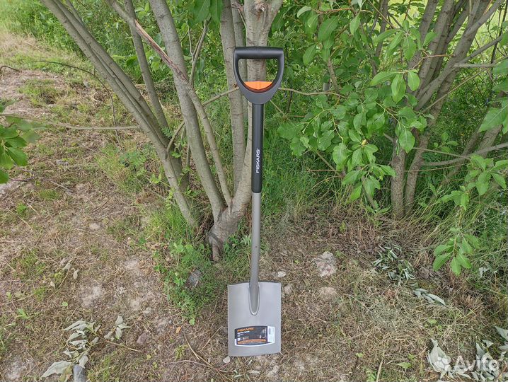 Лопата штыковая телескоп. SmartFit Fiskars