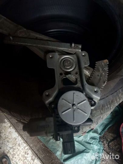 Стеклоподъёмник