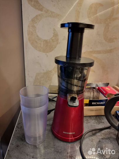 Соковыжималка шнековая redmond