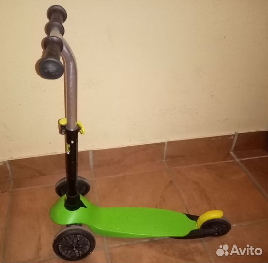 Машинка толокар и самокат