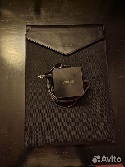 Планшет на windows Asus (i7, 4/128Gb)