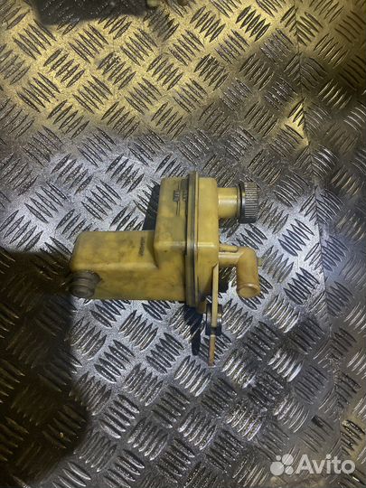 Бачок гидроусилителя mazda 3 bk 1.6