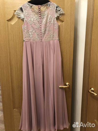 Платье вечернее