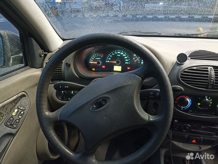 LADA Kalina 1.6 МТ, 2006, 180 000 км