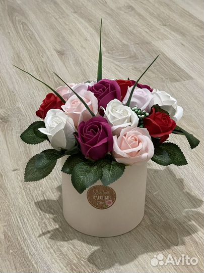 Мыльные розы в коробке