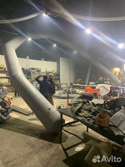 Надувная пневмокаркасная палатка