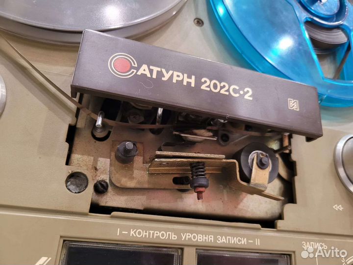 Катушечный магнитофон Сатурн 202С-2