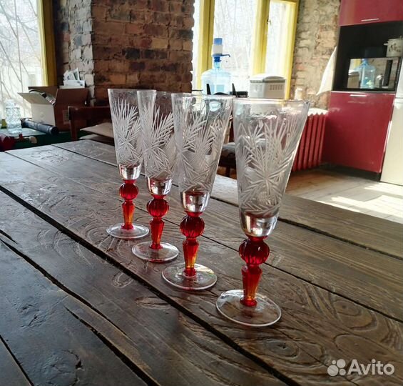 Бокалы цветной хрусталь