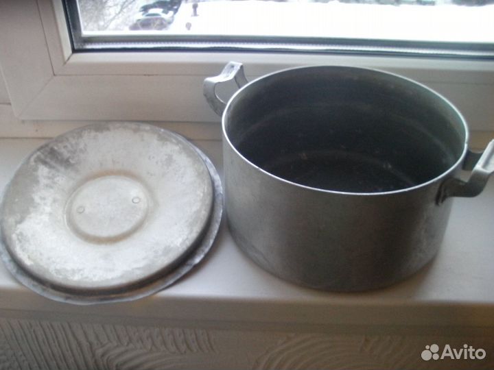 Кастрюля 60-х годов 20-го века, подставка под горя