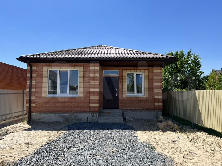 Дом 95 м² на участке 3 сот.