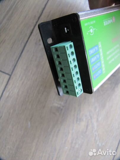 GSM контроллер температуры и влажности WF-TP02B