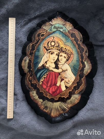 Икона Марии деревянная резная 45,5 х 32,5 см