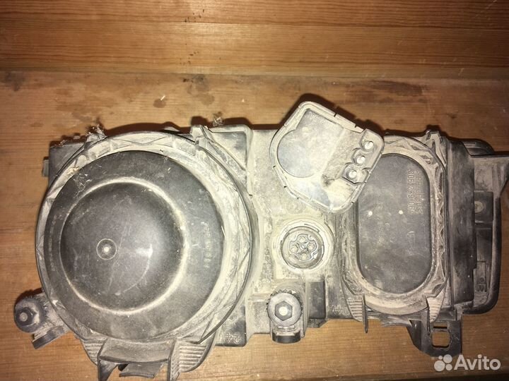 Фара правая BMW 3 e36