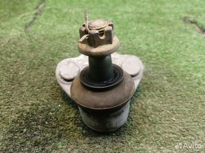 Шаровая опора передняя Toyota Corolla ZRE210 1ZR