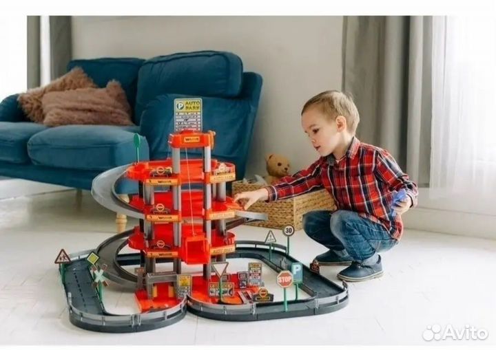 Парковка для машинок полесье