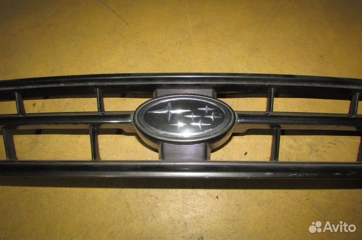 Решетка радиатора Subaru Legacy B12 Дорестайлинг