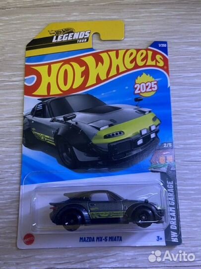 Hot Wheels 2025 Case B TH Mazda Star Wars