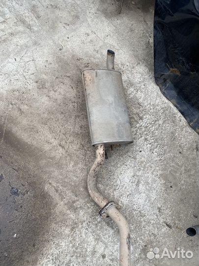 Выхлопная система Джили Эмгранд