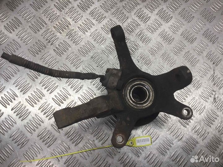 Ступица передняя правая Hyundai Getz