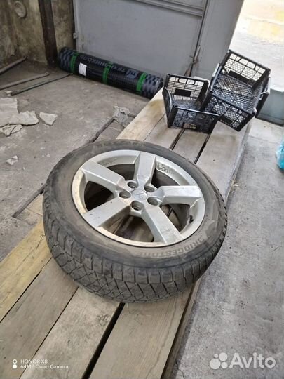 Bridgestone Blizzak DM-V2 225/55 R18 98T