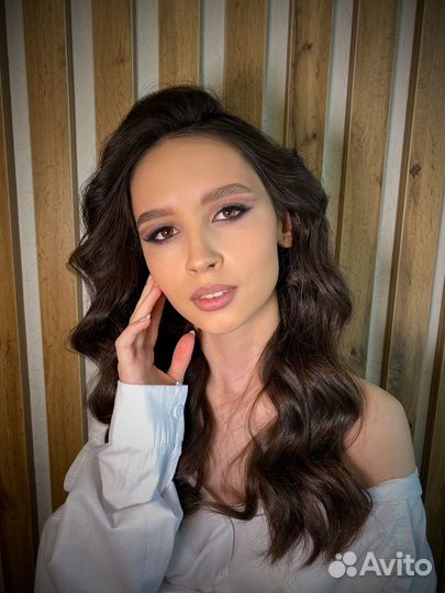 Макияж и прическа