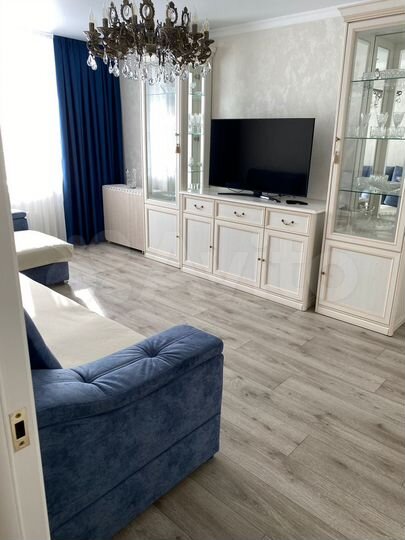 2-к. квартира, 60 м², 4/14 эт.