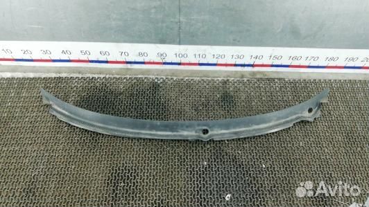 Накладка декоративная (жабо, дождевик) audi A6 C5