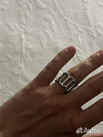 Кольцо avgvst 18 Кости