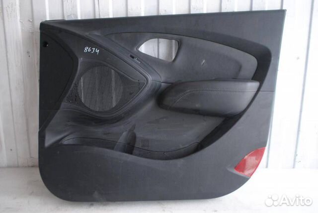 Обшивка двери передней правой Hyundai IX35