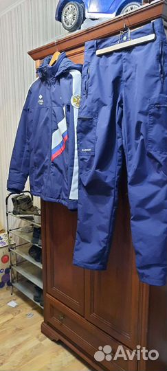 Спортивный утепленный костюм мужской