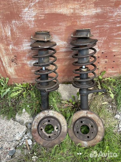 Комплект передних стоек на ваз 2114