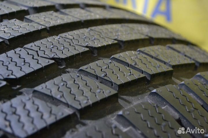 Kumho WinterCraft KW27 245/50 R18